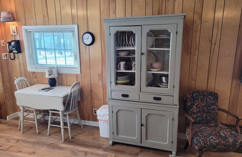 Higgins Lake Cabin | The Higgins Lake Hideaway - Super Cute and Great Location Only 3 Blocks from Higgins Lake!