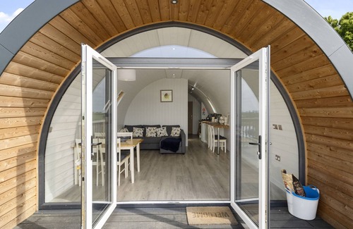 Hertford Ski Chalet | The Highland Camping Pod