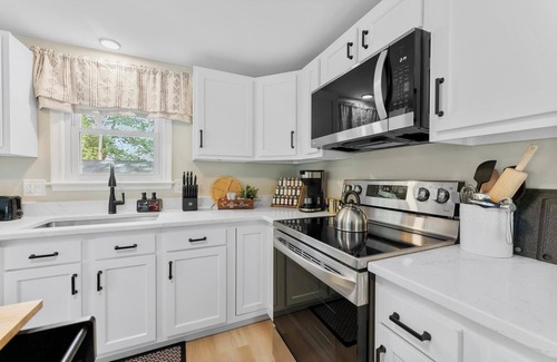 Gilman House | The Highland House at Amston Lake