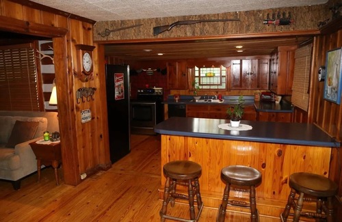 Hendersonville House | The Historic CHARTER HOUSE