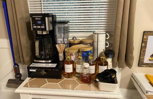 Billerica Apartment | The Hive - Unique Themed Getaway