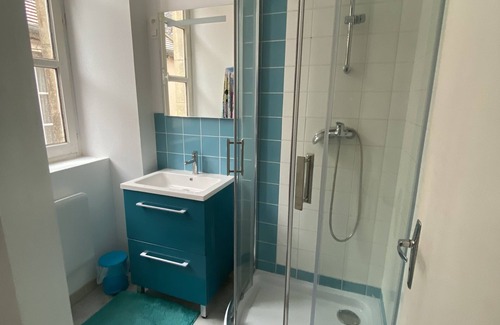 Avallon Apartment | The Holy Father