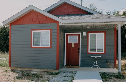 Trenton House | The Honeymoon Hideaway