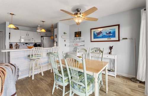 Manteo Condo | The Hook: Waterfront | Boat Slip | Shared Pool