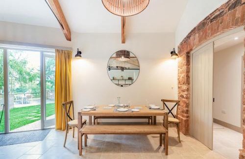 Paignton House | The Horse Gin