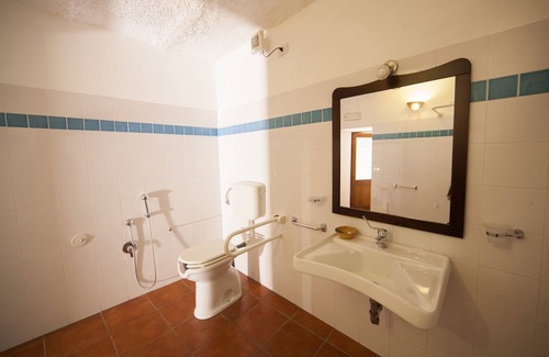 Villanova Monteleone Bed & Breakfast | THE HOUSE OF ROSES INDEPENDENT ROOMS WITH PRIVATE BATHROOM