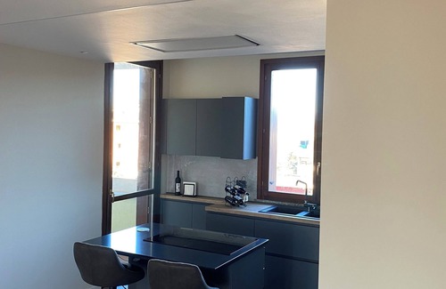 Concorezzo Apartment | [The House of David] Milan Monza