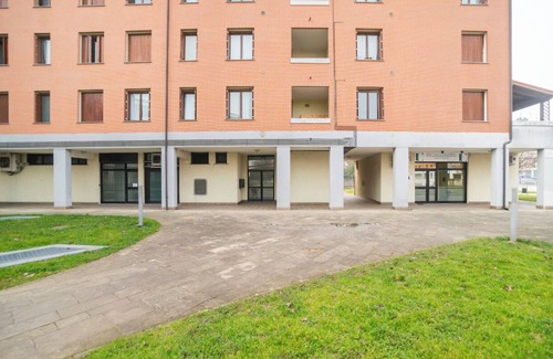 Concorezzo Apartment | [The House of David] Milan Monza