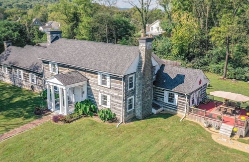 Gallatin Cabin | The House of Grace| Private Pool | Lakeview