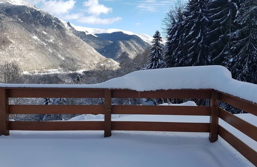 Borderes-Louron Apartment | The House of ILHAN, AMAZING VIEW ON THE LOURON