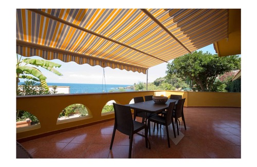 Augusta Apartment | The house of Rosi apartment with a view between Etna and the sea