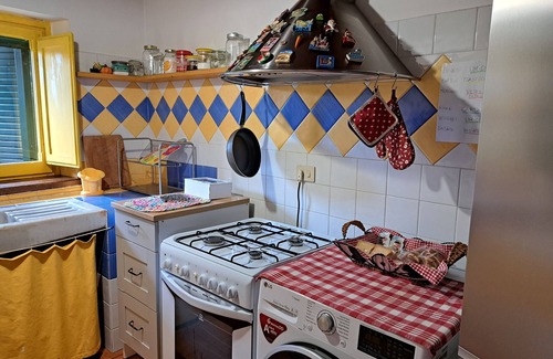 Velletri House | The House Of The Robin