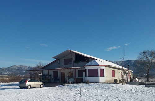 Pamvotida House | The house on the Meadow/Το σπίτι στο λιβάδι !