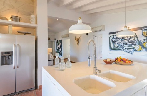 Canillas de Aceituno Villa | The Hunting Lodge Alcaucín by Ruralidays