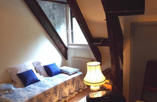 Lourdes - Tarbes House | The Hydrangeas suite - quality services (in the countryside in Lourdes)