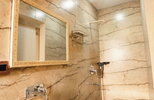 Mansarovar Apartment | The Imperial