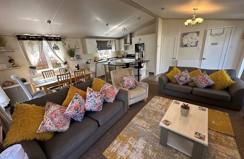 Tattershall Cabin | The Indulgence Lakeside Lodge is prime location with private fishing peg, sunken hot tub on Osprey