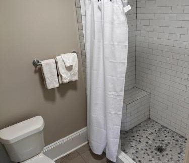 Vicksburg Hotel | The Inn at Cedar Grove