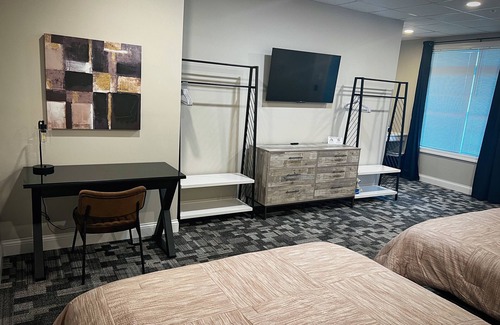 Washington Hotel | The Inn at Elijah McLeans