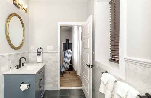 Warm Springs Hotel | The Inn At Warm Springs