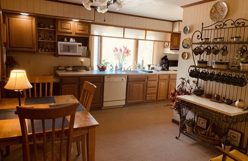 Nashville Cabin | The Iris Garden Downtown Cottages and Suites