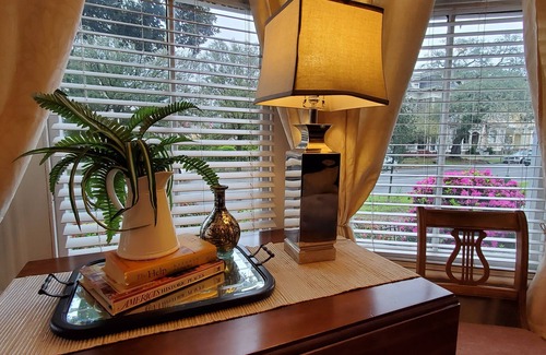 Historic Downtown Savannah House | The Janie: A Charming Victorian Downtown near Forsyth Park. Spacious w/Parking