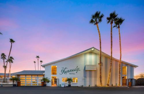 Tucson Hotel | The Kennedy Tucson, SureStay Collection by Best Western