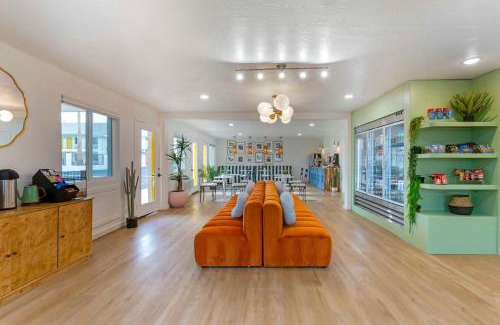 Tucson Hotel | The Kennedy Tucson, SureStay Collection by Best Western
