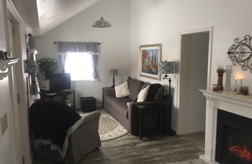 Penn Yan House | The 'Keuka Kutie' is SO Comfy & Walking Distance to the Quaint Town of Penn Yan!