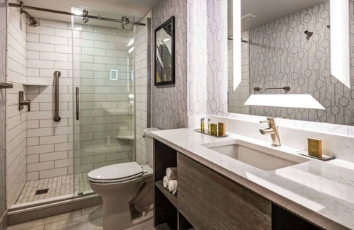 Bloomfield Hills Hotel | The Kingsley Bloomfield Hills - a DoubleTree by Hilton