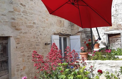 Labastide-Marnhac House | The Labastide Bee