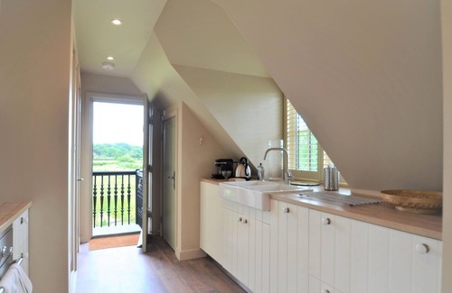 Alfold Cottage | The Lakehouse Apartment by inspirestays-com - a home sleeping 2 guests in 1 bedroom