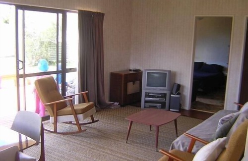 Rototai Cottage | The Lakehouse Bach - Lake Rotoiti Bach