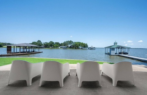 Tool House | THE LAKEHOUSE | Lakefront Boat & RV Getaway
