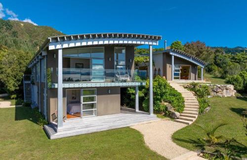 Tata Beach House | The Land - Paradise to Share East Wing