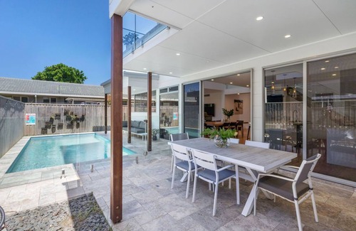 Lennox Head Apartment | The Lane is an opulent holiday home ideal for a family and friends retreat.