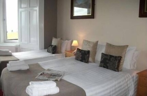 Ardrossan Hotel | The Lauriston Hotel