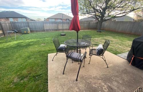 Edmond House | The Lazy Lasso