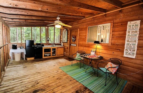 Tyler Cabin | The Lazy Squirrel Cabin