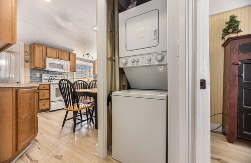 South Haven Cabin | The Lemon Slice on North Beach