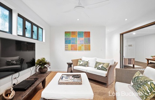 North Creek House | The Lennoxhaus - Architectural Designed Home with Wifi & Foxtel