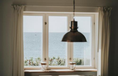 Borre House | The Light House