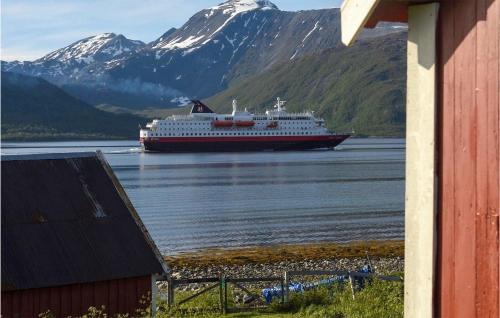 Tromso House | The Lighthouse Keepers House