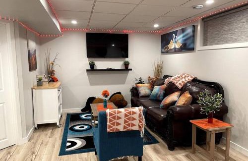 Winnipeg House | The Lighthouse Suite A Modern 2 Bedrooms Haven