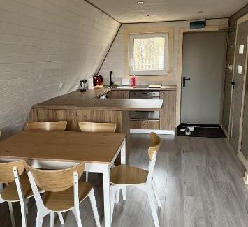 gmina Bobrowniki Ski Chalet | The lion Bridge