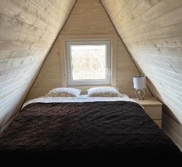 gmina Bobrowniki Ski Chalet | The lion Bridge