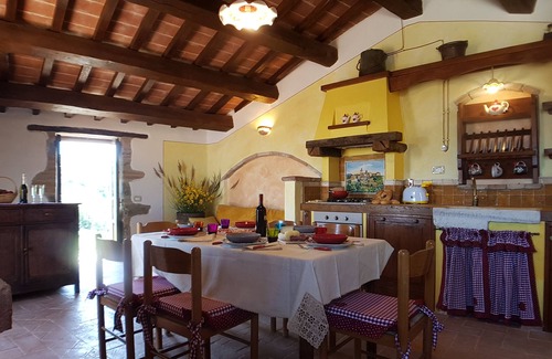Castiglion Fosco House | THE LITTLE HOUSE IN THE WOOD