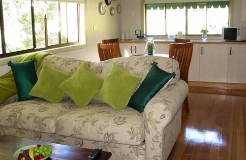 Badger Creek House | The Little House on the Hill