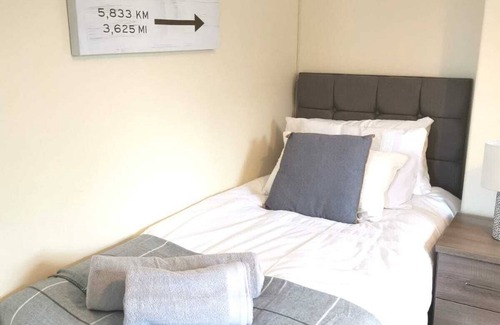 Cockett Apartment | The Location Swansea