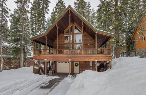 Serene Lakes Cabin | The Lodge at Serene Lakes—now with AIR CONDITIONING…one of few in Serene Lakes